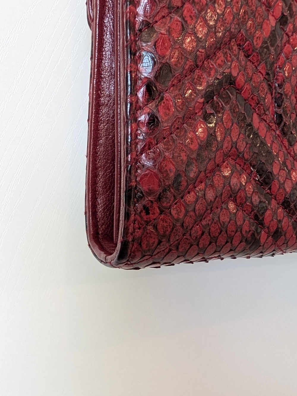Gucci Red Python Print GG Marmont Wallet On Chain - Picture 10 of 13